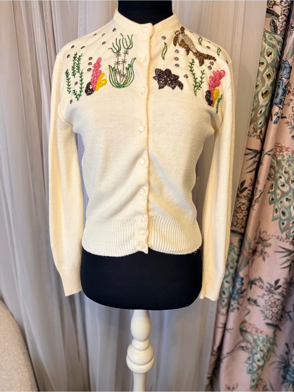 RARE VINTAGE 1950s Everglade by Storyk Ocean Novelty Beaded Cardigan